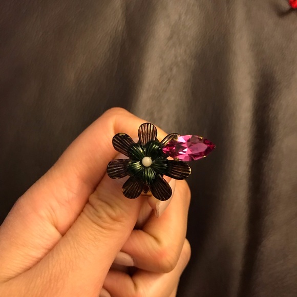 Mila Gonzalez Spanish crystal embellished ring sizable - Picture 2 of 3